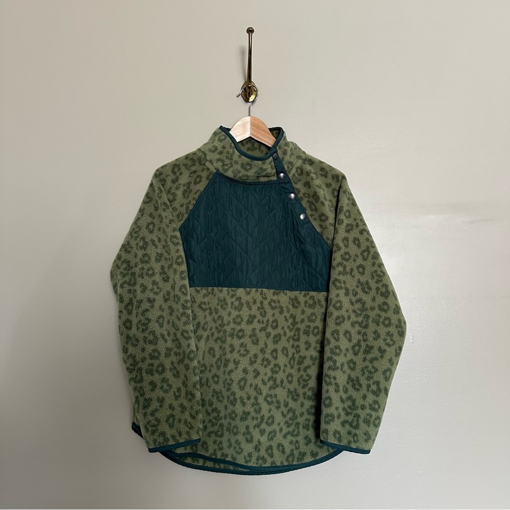 Green Leopard Print Pullover Fleece